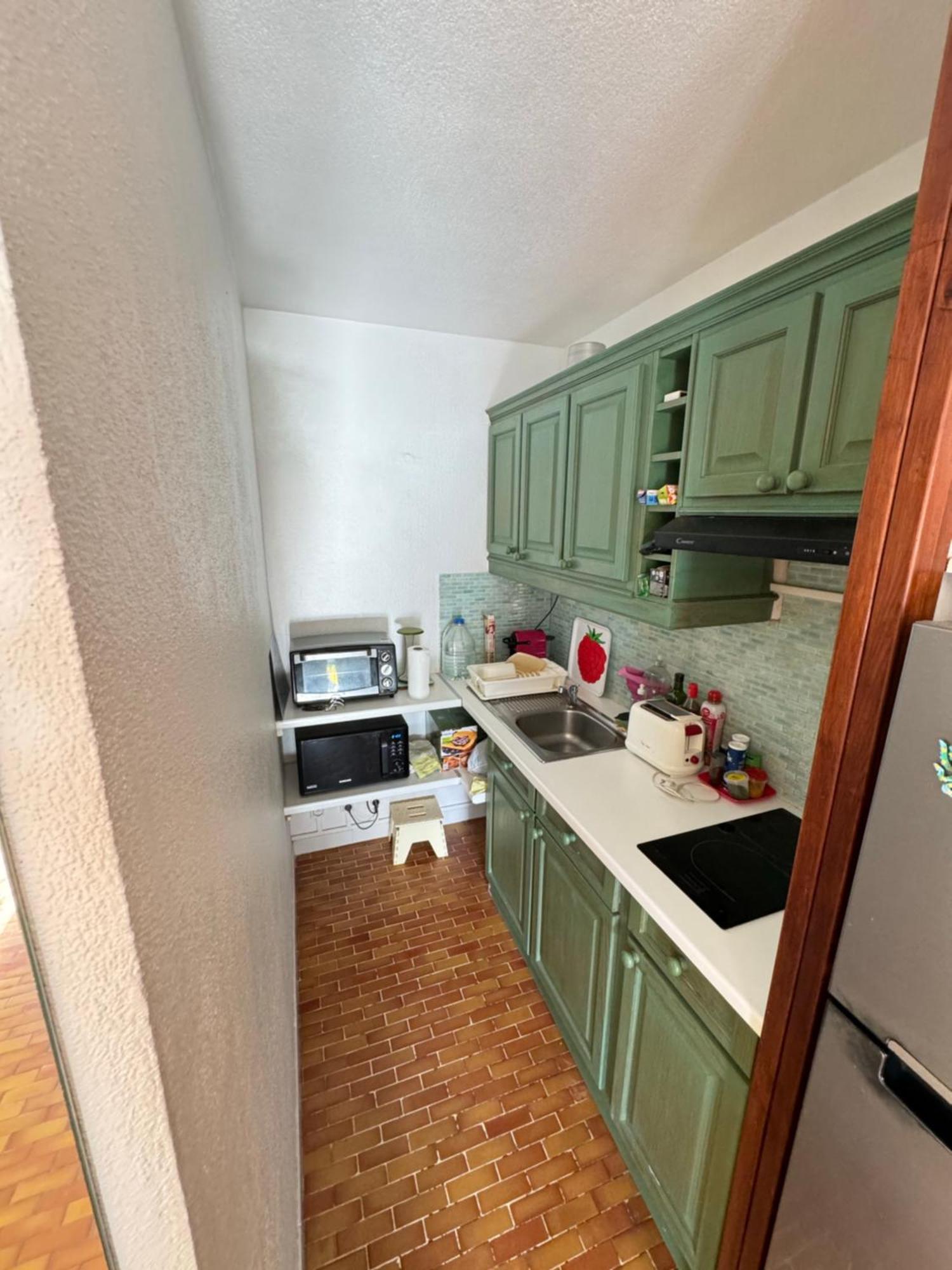Marina Apartment Lazaret Bagian luar foto